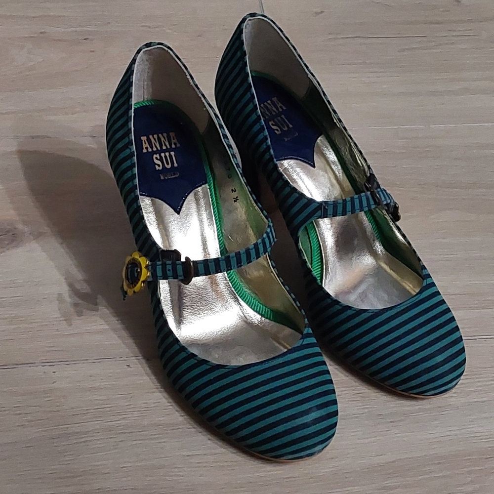 Anna Sui Green And Navy Heels with Striped Design